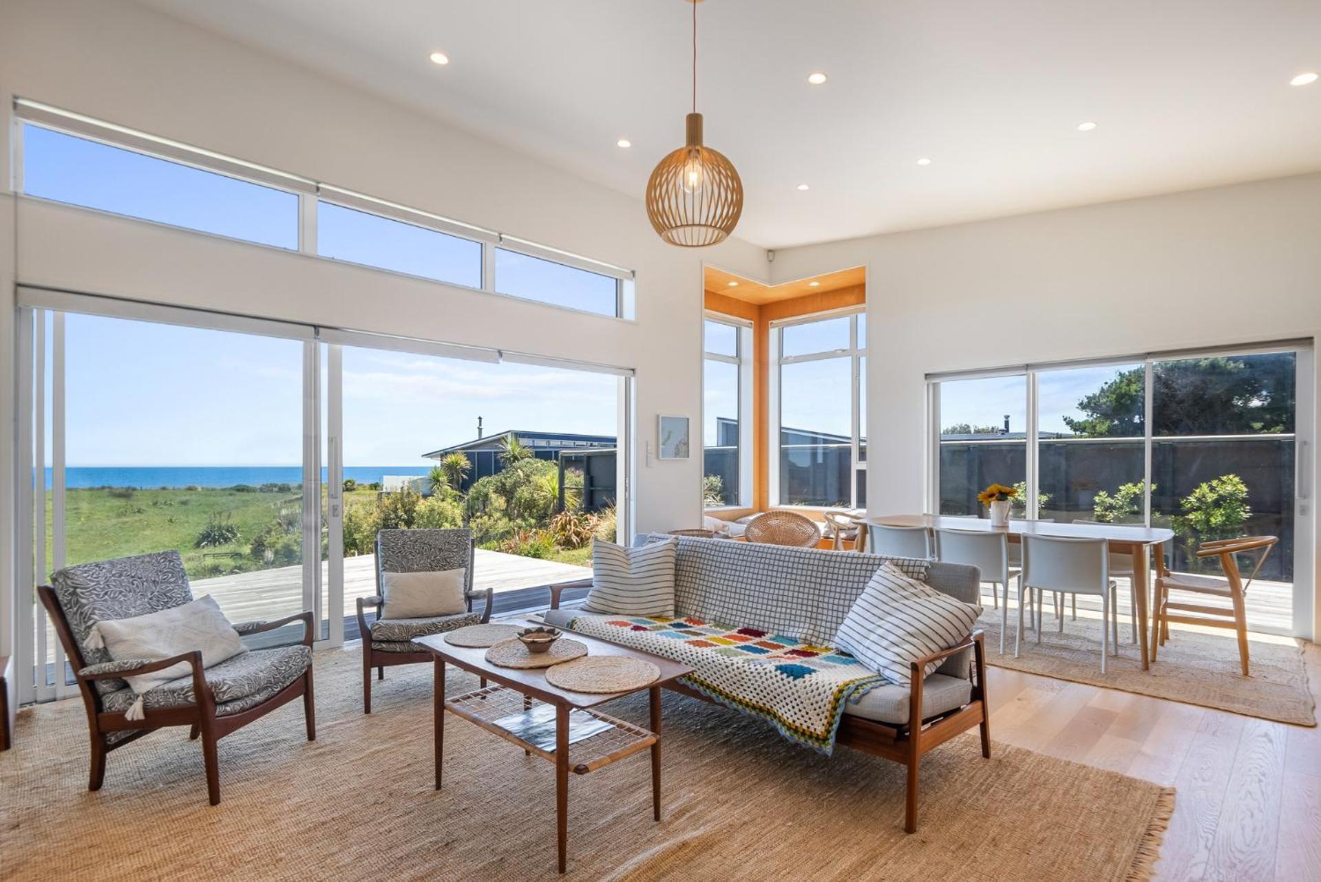 Sunset Over Kapiti - Waikanae Holiday Home Exterior photo