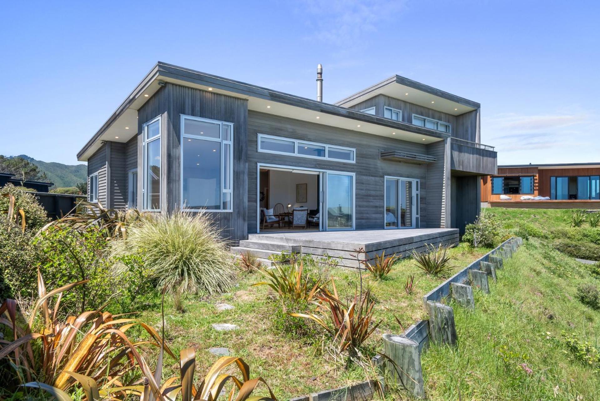 Sunset Over Kapiti - Waikanae Holiday Home Exterior photo